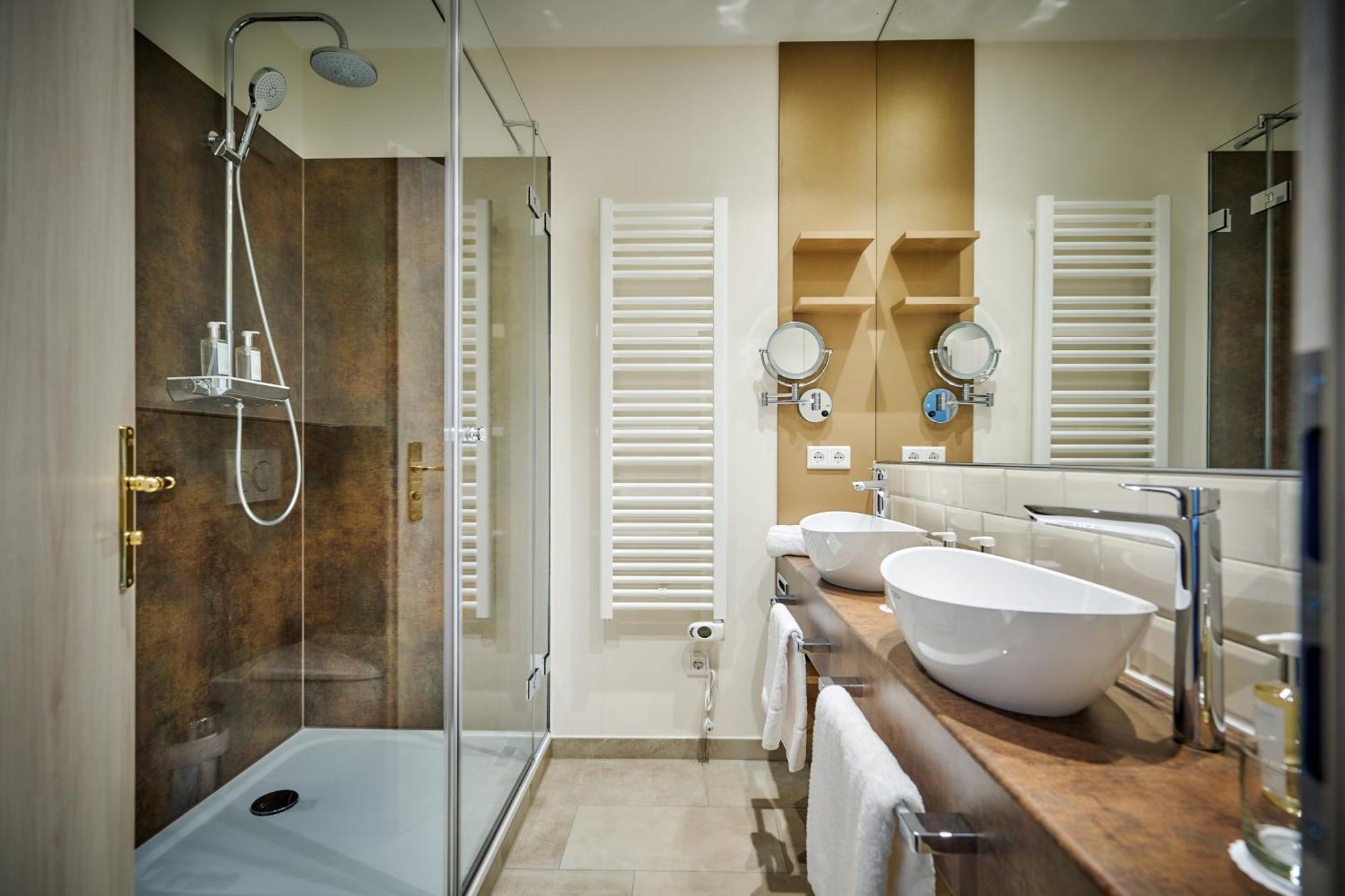 Hotel Zur Post Altoetting Экстерьер фото